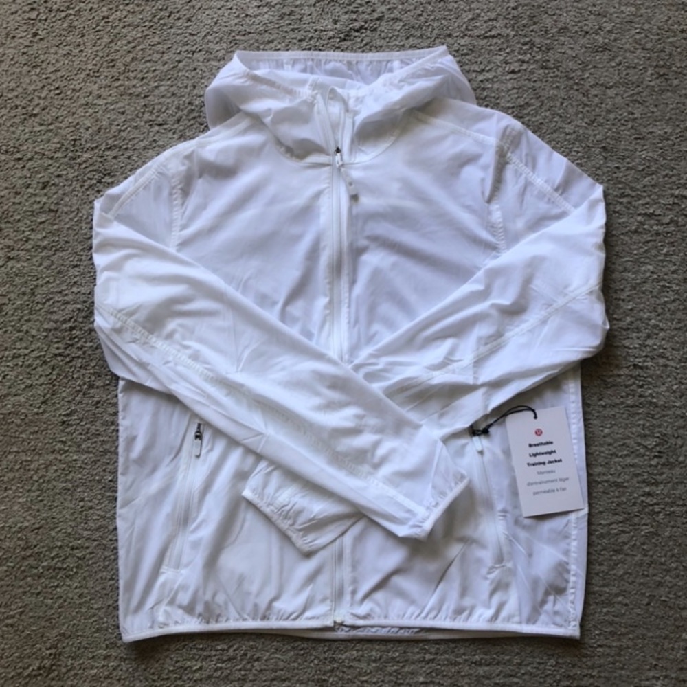 LULULEMON Breathable Lightweight Traning Jacket. NWT.